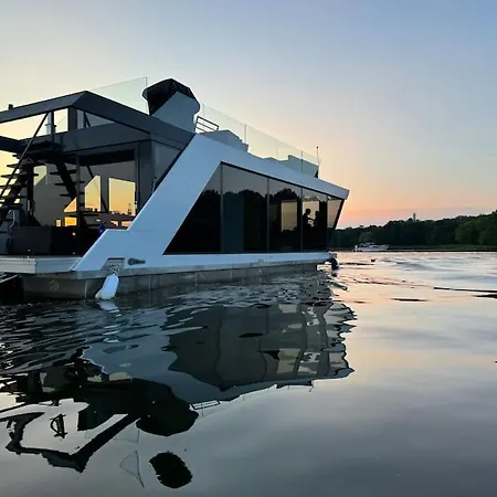 Wave-lounge, Exklusives Hausboot In 船屋 柏林
