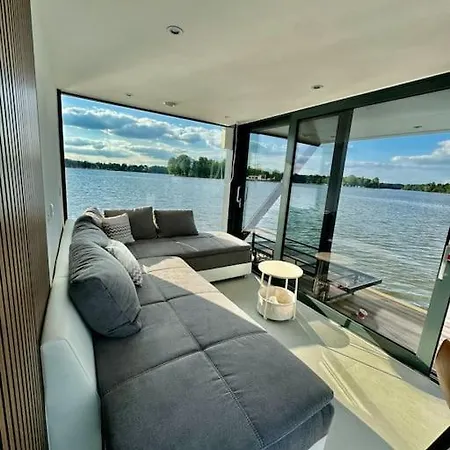 船屋 Wave-lounge, Exklusives Hausboot In